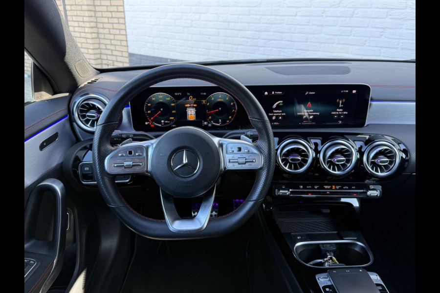 Mercedes-Benz CLA-Klasse Shooting Brake 200 Business Solution AMG | Pano | Ambient Light | LED | Camera | 19 inch