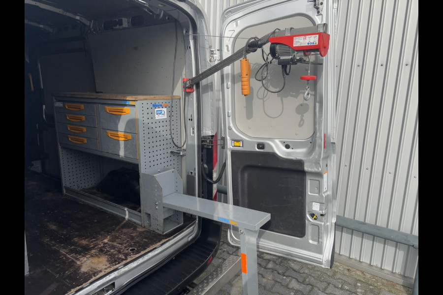 Ford Transit 2.0 L2H2 RWD*A/C*CRUISE*HAAK*CAM*WERKPLAATS*OMVORM