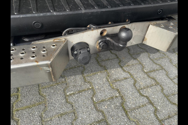 Ford Transit 2.0 L2H2 RWD*A/C*CRUISE*HAAK*CAM*WERKPLAATS*OMVORM