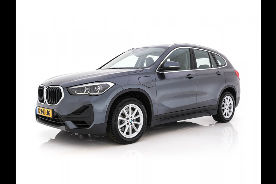 BMW X1 xDrive25e eDrive Edition ( Plug-In ) (INCL-BTW) *LEATHER | FULL-LED | HARMAN/KARDON | CAMERA | HEATED-COMFORTSEATS | NAVI-FULLMAP | ECC | KEYLESS |  PDC | CRUISE | DAB | TOWBAR | HEAD-UP | 17''ALU*