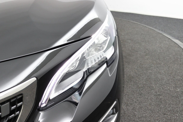 Peugeot 5008 1.2*CARPLAY*CRUISE*NAVI*CAM*7PERS.*HAAK*SPORT STOE