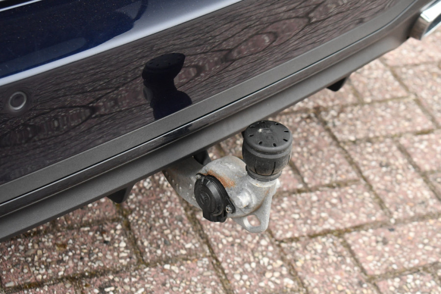 Mercedes-Benz C-Klasse Estate 300 e AMG Line Pano Trekh Distr Memory+Ventilatie HUD 360 Night