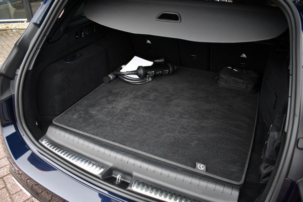 Mercedes-Benz C-Klasse Estate 300 e AMG Line Pano Trekh Distr Memory+Ventilatie HUD 360 Night