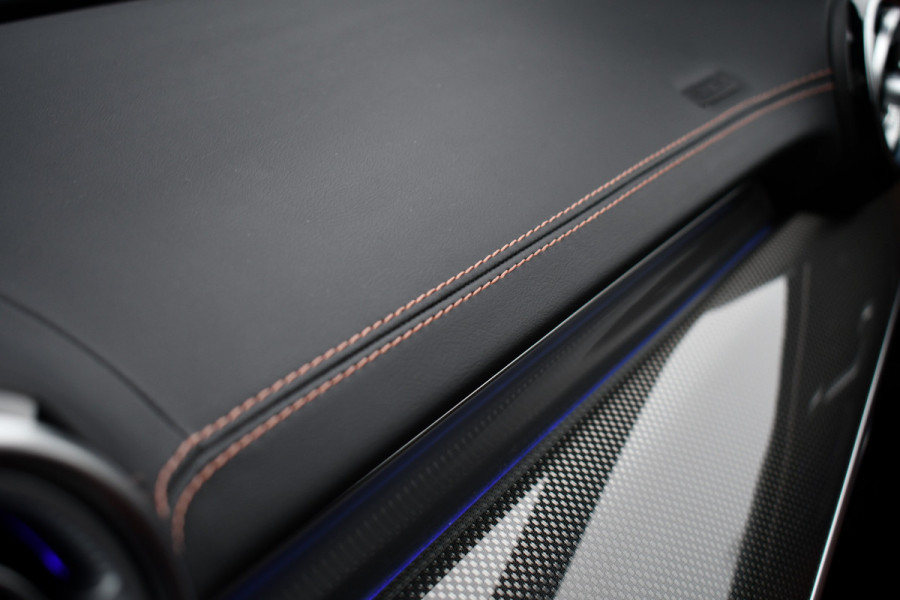 Mercedes-Benz C-Klasse Estate 300 e AMG Line Pano Trekh Distr Memory+Ventilatie HUD 360 Night