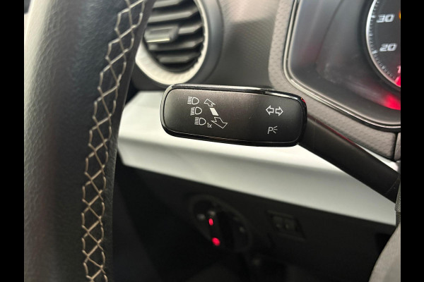 Seat Arona 1.0 TSI Style Business Connect Airco Navi Carplay Cruise Control PDC Achter