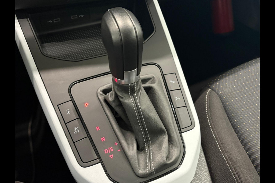 Seat Arona 1.0 TSI Style Business Connect Airco Navi Carplay Cruise Control PDC Achter