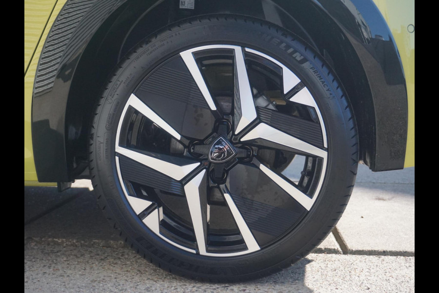 Peugeot 208 1.2 Hybrid 110 e-DCS6 GT | Tot 8 jaar garantie | Vision Pack