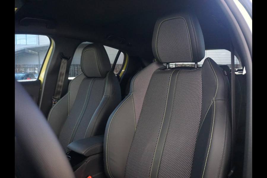 Peugeot 208 1.2 Hybrid 110 e-DCS6 GT | Tot 8 jaar garantie | Vision Pack