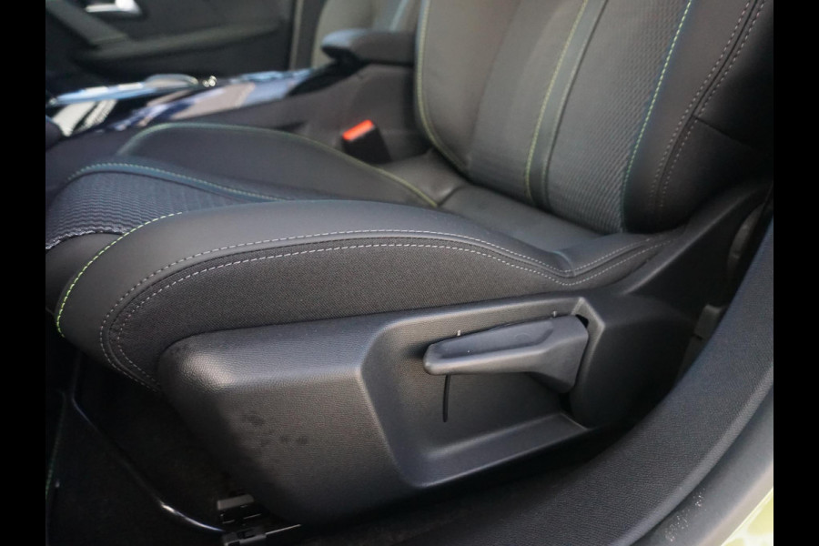 Peugeot 208 1.2 Hybrid 110 e-DCS6 GT | Tot 8 jaar garantie | Vision Pack