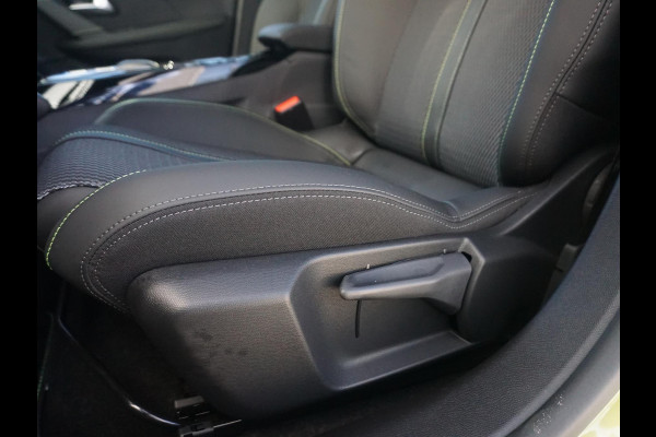 Peugeot 208 1.2 Hybrid 110 e-DCS6 GT | Tot 8 jaar garantie | Vision Pack