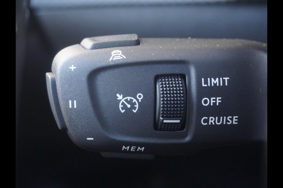 Peugeot 208 1.2 Hybrid 110 e-DCS6 GT | Tot 8 jaar garantie | Vision Pack