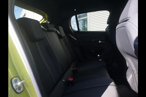 Peugeot 208 1.2 Hybrid 110 e-DCS6 GT | Tot 8 jaar garantie | Vision Pack