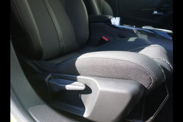 Peugeot 208 1.2 Hybrid 110 e-DCS6 GT | Tot 8 jaar garantie | Vision Pack