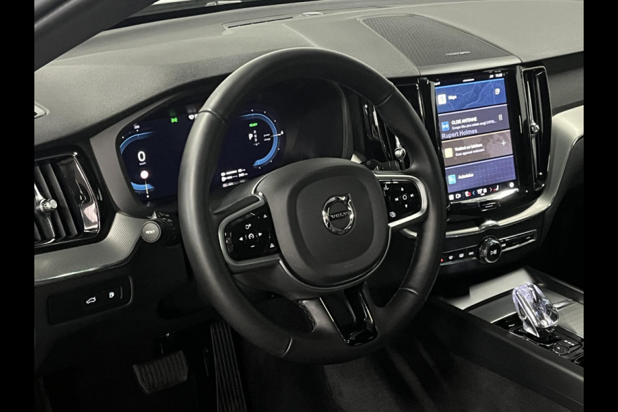 Volvo XC60 2.0 T6 Plug-in hybrid AWD Plus Dark Adapt. Cruise | Open dak | 360 camera | Harman Kardon | Stuur-/stoelverwarming | Memory