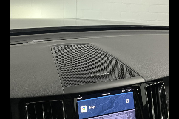 Volvo XC60 2.0 T6 Plug-in hybrid AWD Plus Dark Adapt. Cruise | Open dak | 360 camera | Harman Kardon | Stuur-/stoelverwarming | Memory