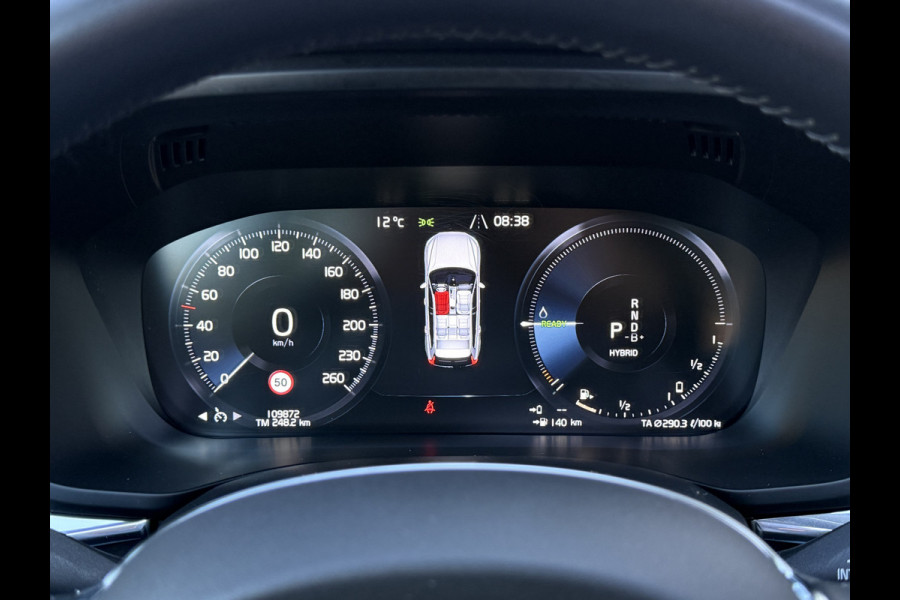 Volvo XC60 2.0 T8 Twin Engine AWD Inscription | Trekhaak | Pano | Leder | Camera | LED | 19 inch