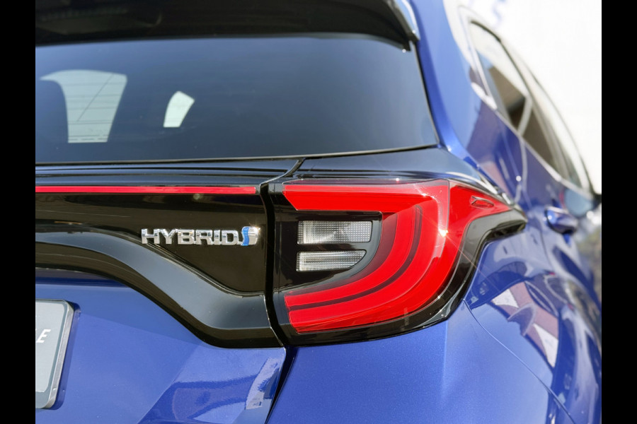 Toyota Yaris 1.5 Hybrid Tokyo Spirit | HUD | ACC | Camera | LED | 17 inch