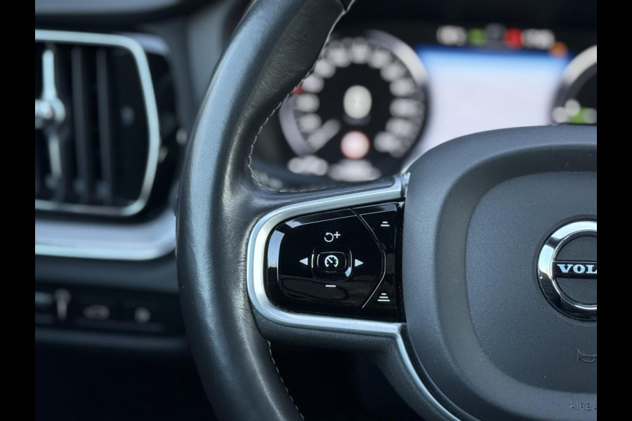 Volvo V60 2.0 T8 Recharge 390PK AWD R-Design |Pano|H/K|360CAM|AutoPilot|Trekhaak
