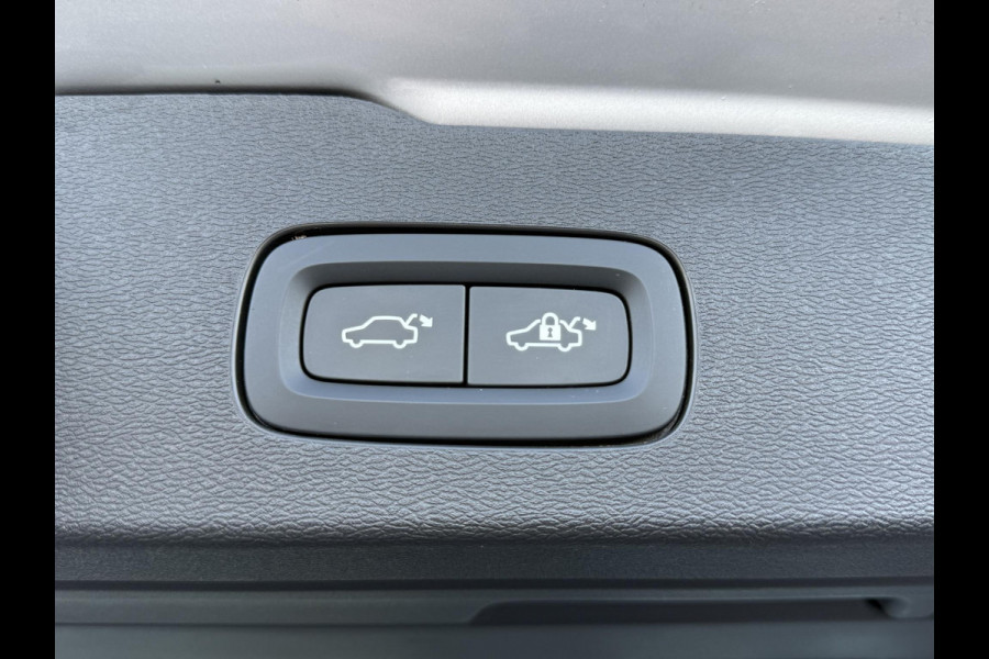 Volvo V60 2.0 T8 Recharge 390PK AWD R-Design |Pano|H/K|360CAM|AutoPilot|Trekhaak