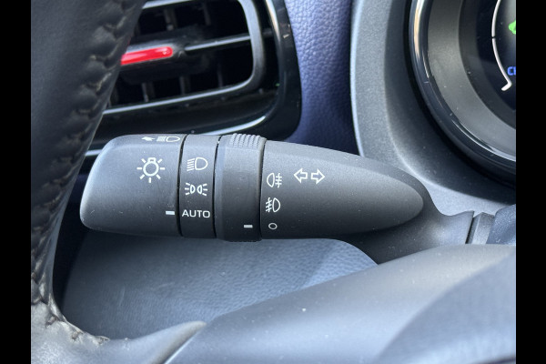 Toyota Yaris 1.5 Hybrid Tokyo Spirit | HUD | ACC | Camera | LED | 17 inch