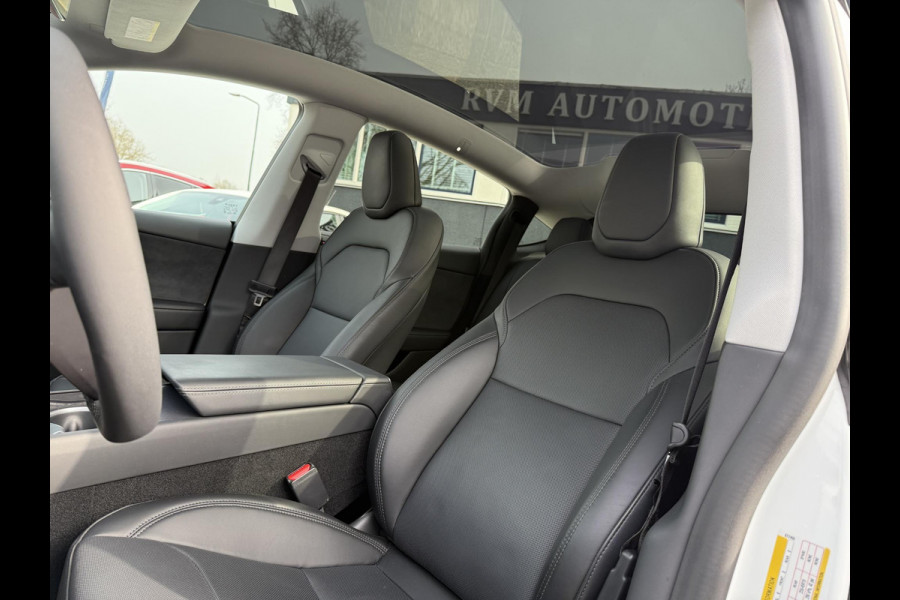 Tesla Model Y Premium Long Range AWD 75 kWh 10.000KM! | AFN. TREKHAAK | FABRIEKSGARANTIE TOT 2029! BTW| NIEUW MODEL