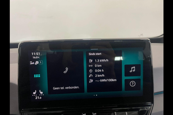 Volkswagen ID.3 Pro 58 kWh Navigatie Apple Carplay/Android Auto Parkeersensoren Adaptive Cruise Control Stoel- en stuurverwarming Lichtmetalen velgen Climate Control