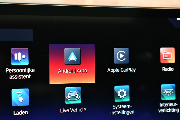 BMW 3 Serie Touring 330e M-Sport Brooklyn Pano HUD 19inch HiFi