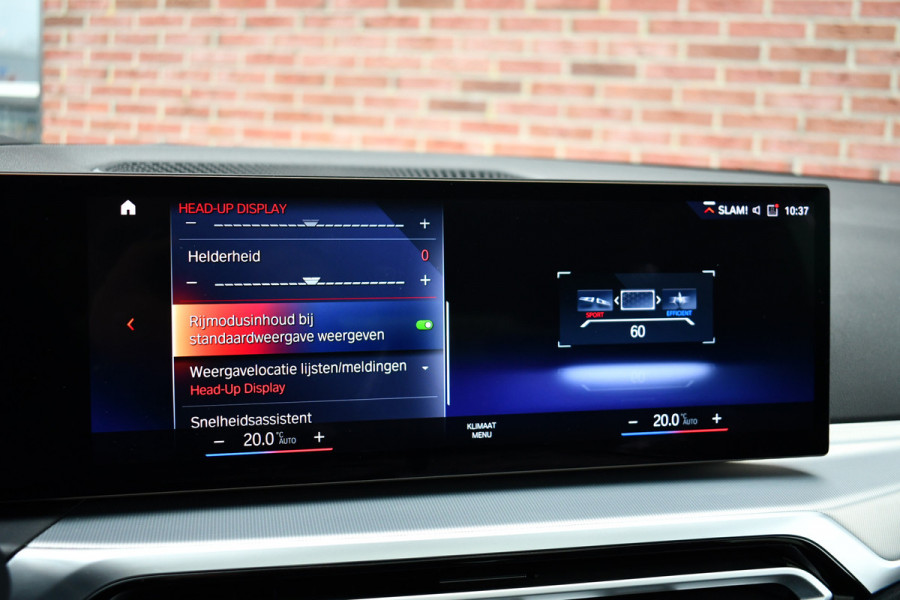 BMW 3 Serie Touring 330e M-Sport Brooklyn Pano HUD 19inch HiFi