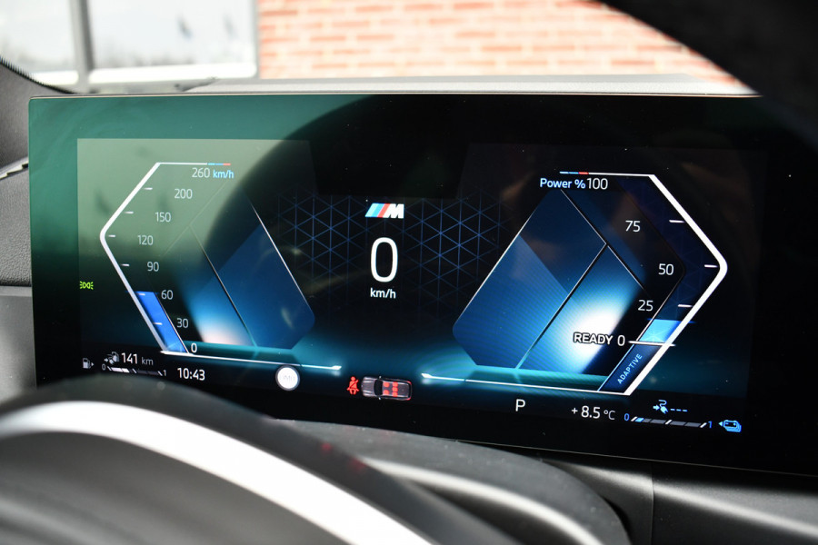 BMW 3 Serie Touring 330e M-Sport Brooklyn Pano HUD 19inch HiFi