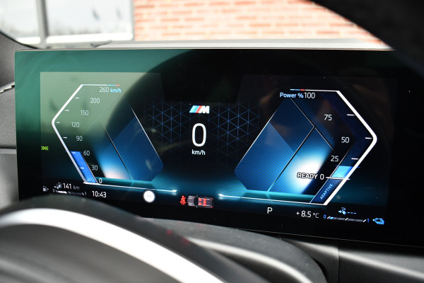 BMW 3 Serie Touring 330e M-Sport Brooklyn Pano HUD 19inch HiFi