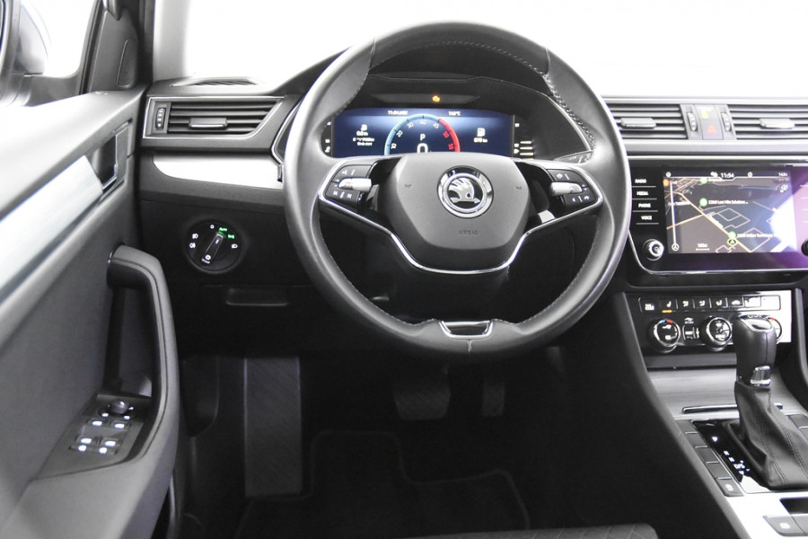 Škoda Superb Combi 2.0 TDI *1ste Eigenaar*Navigatie*Stoelverwarming*