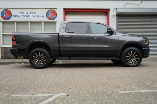 Dodge Ram 1500 5.7 V8 4x4 Rebel Sport | Luchtvering PANO -dak | Black Line | Off Road | Groot Navi | Apple CarPlay | Keyless | 20inch | Harman Kardon | Full LED | LPG onderbouw | excl BTW 3/2026 beurt + 4x Banden