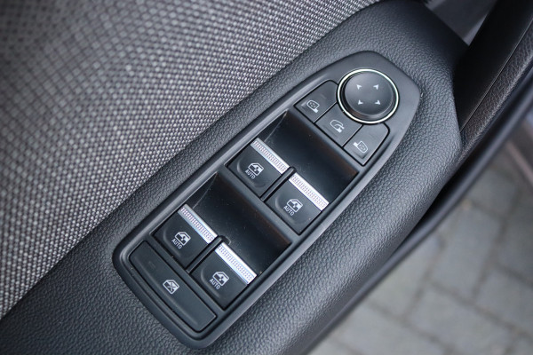 Renault Captur 1.3TCE 160PK Automaat MHEV Techno Camera/Carplay-android/Cruise-control/Parkeerhulp