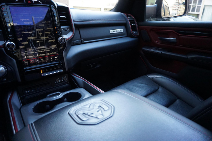 Dodge Ram 1500 5.7 V8 4x4 Rebel Sport | Luchtvering PANO -dak | Black Line | Off Road | Groot Navi | Apple CarPlay | Keyless | 20inch | Harman Kardon | Full LED | LPG onderbouw | excl BTW 3/2026 beurt + 4x Banden