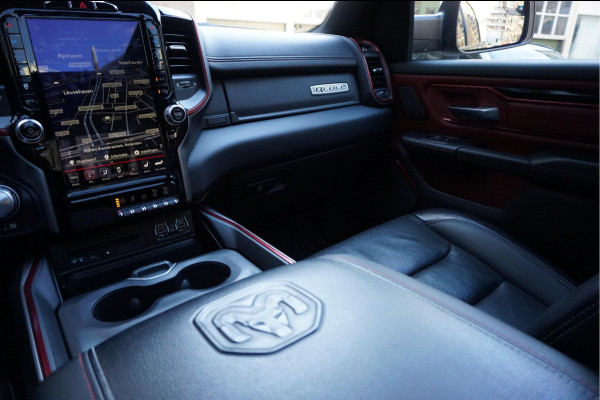 Dodge Ram 1500 5.7 V8 4x4 Rebel Sport | Luchtvering PANO -dak | Black Line | Off Road | Groot Navi | Apple CarPlay | Keyless | 20inch | Harman Kardon | Full LED | LPG onderbouw | excl BTW 3/2026 beurt + 4x Banden