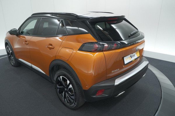 Peugeot 2008 PureTech 130 GT Pack | Leer-pakket | Camera | Dodehoekdetectie | Apple Carplay | Stoelverwarming