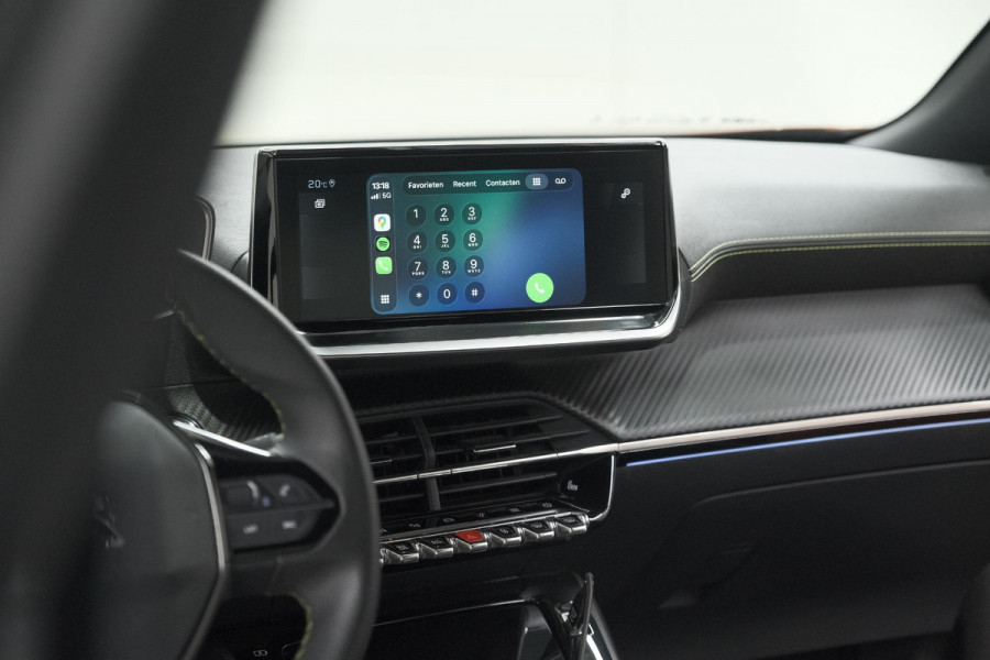 Peugeot 2008 PureTech 130 GT Pack | Leer-pakket | Camera | Dodehoekdetectie | Apple Carplay | Stoelverwarming