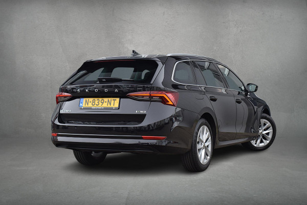 Škoda Octavia Combi 1.0 e-TSI Business Edition | Apple CarPlay | Stoelverw. | Camera | Sportstoelen