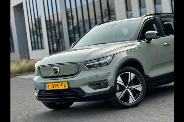 Volvo XC40 Recharge P8 AWD 408 pk R-Design, afneembare trekhaak, stoelverwarming, 1 e eigenaar, NL auto met nap