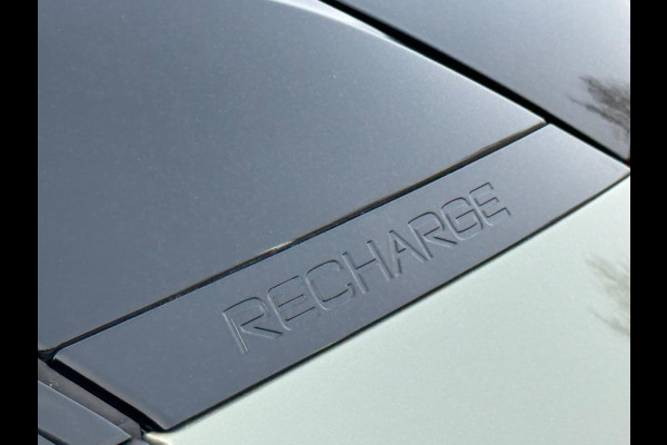 Volvo XC40 Recharge P8 AWD 408 pk R-Design, afneembare trekhaak, stoelverwarming, 1 e eigenaar, NL auto met nap