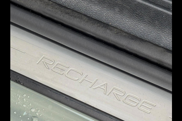 Volvo XC40 Recharge P8 AWD 408 pk R-Design, afneembare trekhaak, stoelverwarming, 1 e eigenaar, NL auto met nap
