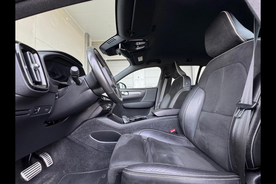 Volvo XC40 Recharge P8 AWD 408 pk R-Design, afneembare trekhaak, stoelverwarming, 1 e eigenaar, NL auto met nap