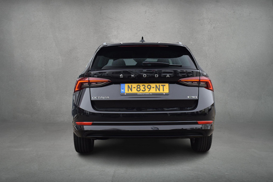 Škoda Octavia Combi 1.0 e-TSI Business Edition | Apple CarPlay | Stoelverw. | Camera | Sportstoelen