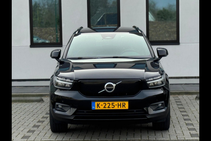 Volvo XC40 Recharge P8 AWD 408 pkR-Design, afneembare trekhaak, achteruitrijcamera, stoelverwarming, 1 e eigenaar, NL auto met nap