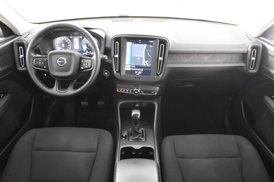Volvo XC40 1.5 T2 Momentum *1ste Eigenaar*Navigatie*Parkassist*Trekhaak*