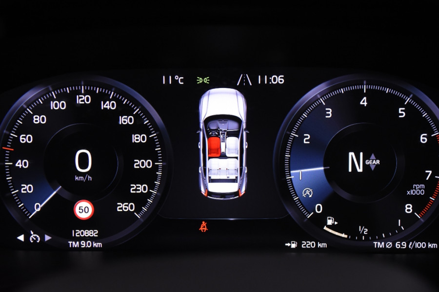 Volvo XC40 1.5 T2 Momentum *1ste Eigenaar*Navigatie*Parkassist*Trekhaak*