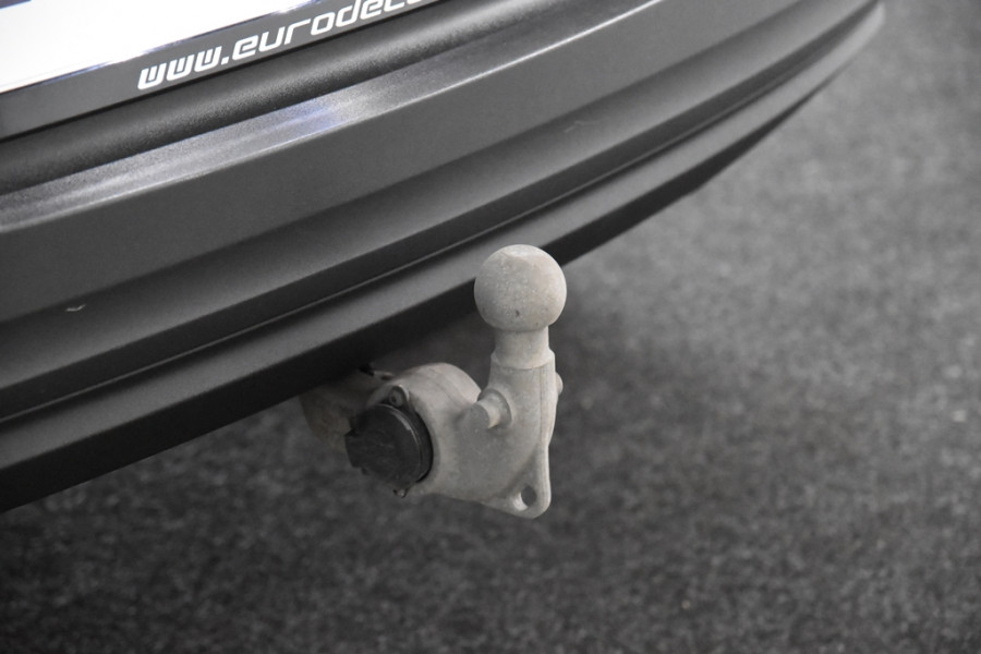 Volvo XC40 1.5 T2 Momentum *1ste Eigenaar*Navigatie*Parkassist*Trekhaak*