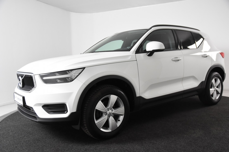 Volvo XC40 1.5 T2 Momentum *1ste Eigenaar*Navigatie*Parkassist*Trekhaak*