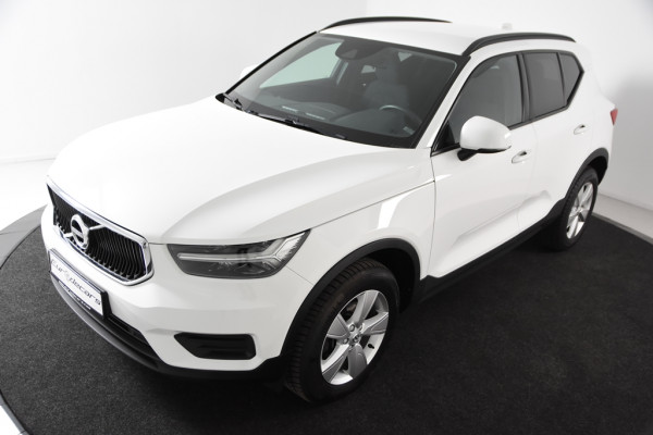 Volvo XC40 1.5 T2 Momentum *1ste Eigenaar*Navigatie*Parkassist*Trekhaak*