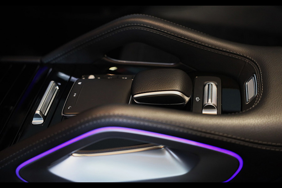 Mercedes-Benz GLE Coupé 350 e 4MATIC AMG 63 Look / Luchtvering / 360 Camera / Acc / Lane Assist / Dode Hoek / Open Pano